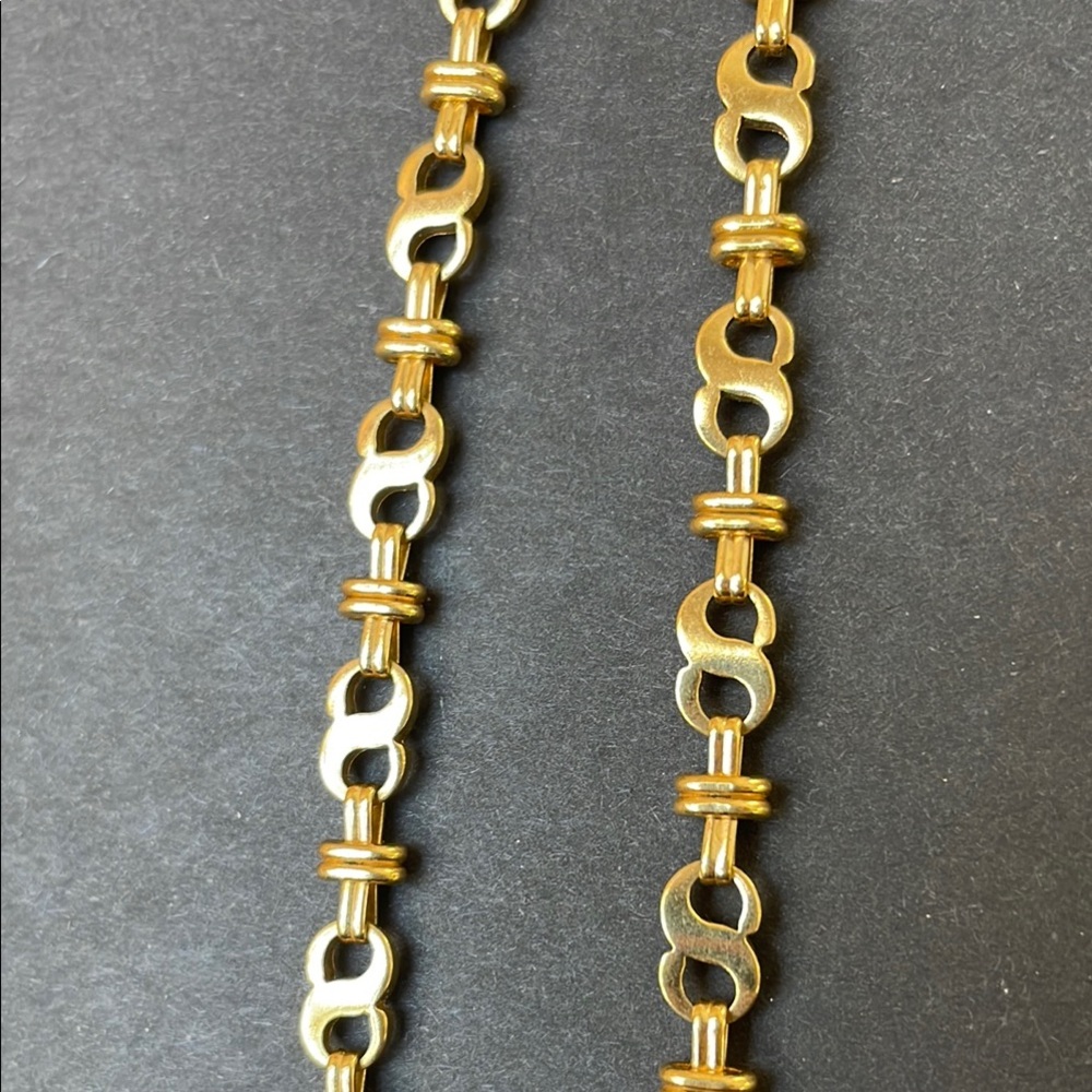 Vintage Gold Tone 31 Inch Fancy Link Chain Necklace - Picture 2 of 7